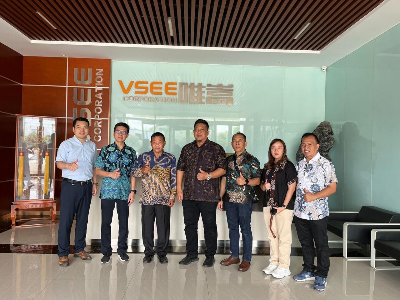 Bem-vindo ao distribuidor indonésio da VSEE e aos clientes da fábrica